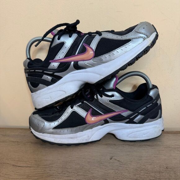 Nike Compete Running Shoes Sneakers Black Silver pink Womens Size 8.5 - Picture 5 of 7